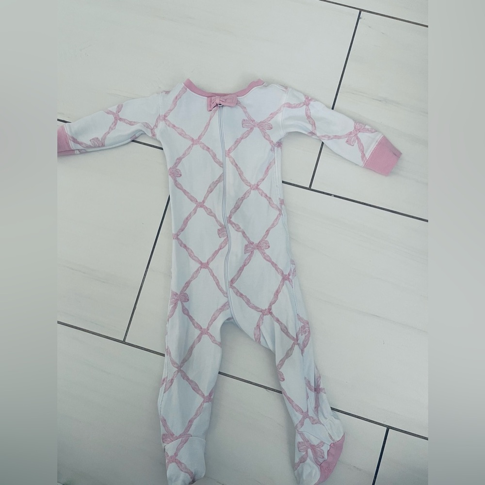 Beaufort Bonnet pink bow pajamas